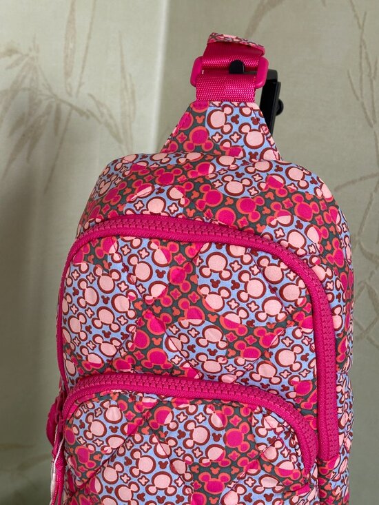 VERA BRADLEY X DISNEY LORMAN SLING BACKPACK:NWT MICKEY MOUSE KALEIDOSCOPE PINK main image 10
